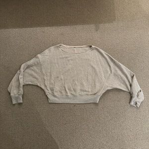 Free People Slouchy cropped sweatshirt Size M